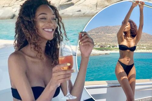 Siêu mẫu Jourdan Dunn khoe dáng đẹp như tạc tượng với áo tắm