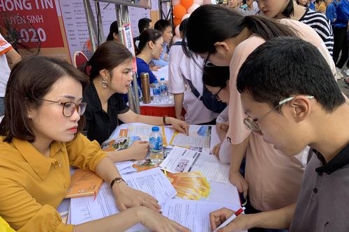 Nhiều ĐH tăng chỉ tiêu tuyển sinh, chất lượng đào tạo có đảm bảo?