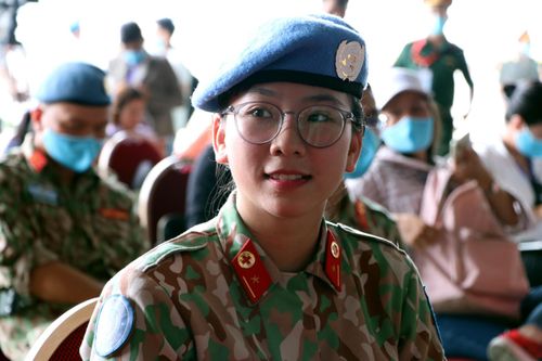 Những 'bóng hồng' quân đội Việt Nam lên đường làm nhiệm vụ quốc tế