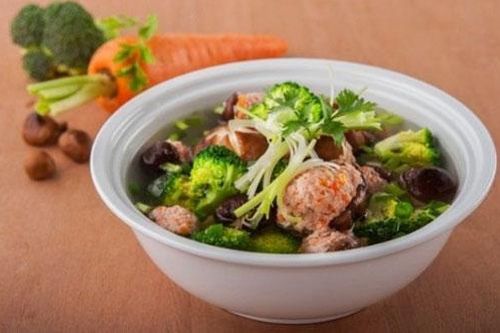 3 bước xong ngay canh mọc thập cẩm cho bữa cơm thêm ngon miệng