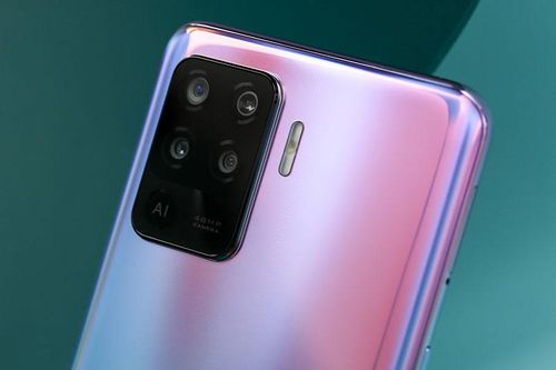 Oppo A94 lên kệ tại Việt Nam với giá 7,69 triệu đồng, so kè cùng Xiaomi Redmi Note 10 Pro
