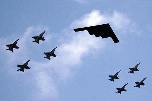 Mỹ 'đe dọa' tấn công Nga bằng máy bay ném bom B-1B và B-2 từ Bắc Cực