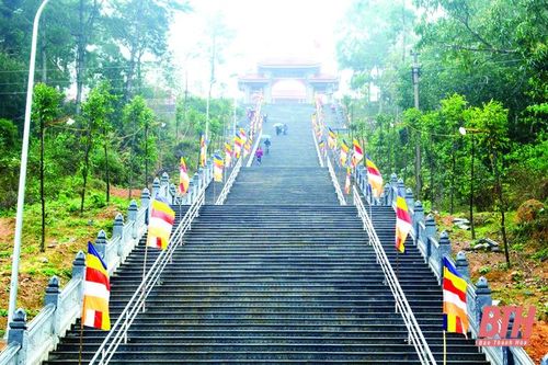 Điểm đến hấp dẫn du khách ngày xuân