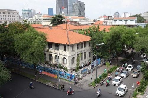 Yêu cầu chủ sở hữu chấp hành quy định về cải tạo và bảo trì biệt thự cũ