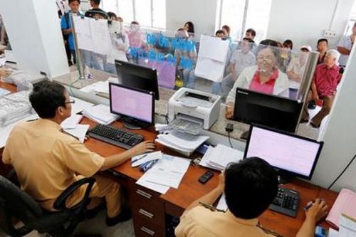 Hơn 1.600 tỷ đồng lệ phí trước bạ ôtô, xe máy được nộp điện tử