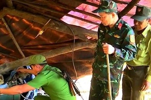 Đánh sập 30 hầm vàng khai thác trái phép