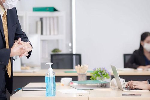 Lãnh đạo doanh nghiệp toàn cầu lạc quan về tăng trưởng kinh tế năm 2021