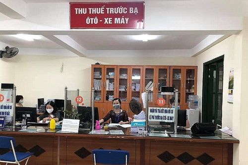 Hơn 200.000 ô tô, xe máy nộp lệ phí trước bạ điện tử sau 1 năm thí điểm