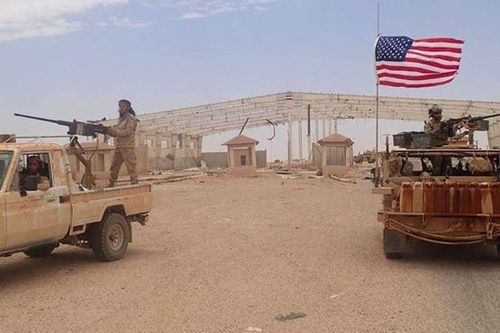 Tấn công tên lửa vào căn cứ quân sự Mỹ ở Syria
