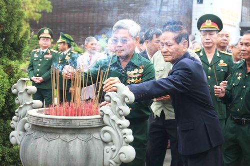 Tuổi trẻ Đà Nẵng tri ân thế hệ trước