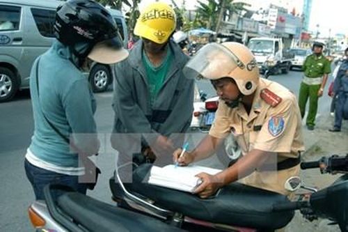 Xử lý nghiêm các trường hợp chống người thi hành công vụ