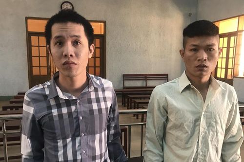Cặp đôi 'đá xế' lãnh án