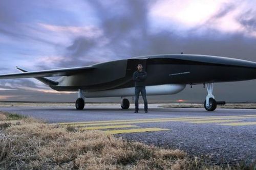 UAV khủng nhất thế giới khi có thể 'cõng' vệ tinh vào quỹ đạo