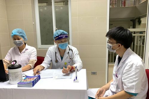 Bộ Y tế chuẩn bị kịch bản, kế hoạch sử dụng hộ chiếu vắc xin COVID-19
