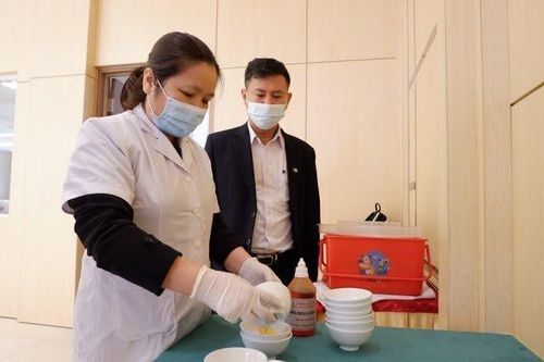 Kiểm tra, giám sát đảm bảo an toàn thực phẩm phục vụ kỳ họp Quốc hội khóa XIV