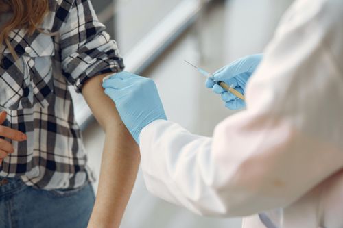 Malaysia, Singapore sử dụng blockchain cho chứng nhận tiêm vaccine