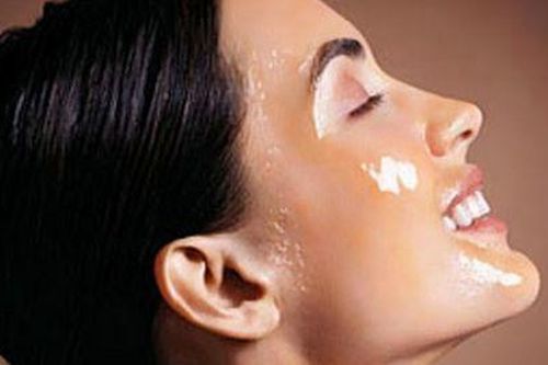 Cách làm đẹp từ mật ong mà không phải bạn gái nào cũng biết