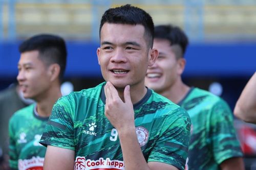 Sốc trước án phạt của VFF dành cho Hoàng Thịnh vì đá gãy chân Hùng Dũng