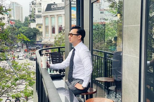 MC Thành Trung đăng bài động viên Hùng Dũng sau chấn thương kinh hoàng