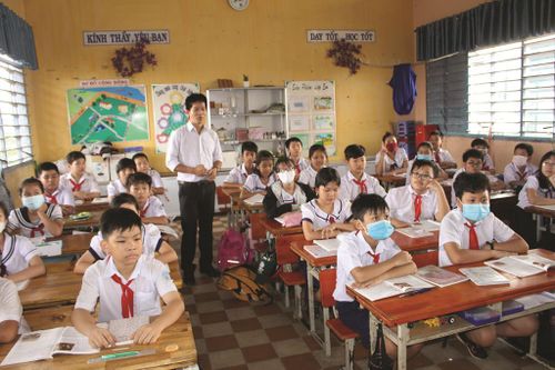 Trường Tiểu học bán trú 'A' Long Thạnh - đơn vị có truyền thống dạy và học