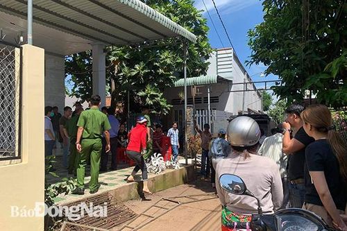 Phát hiện hai vợ chồng tử vong tại nhà riêng