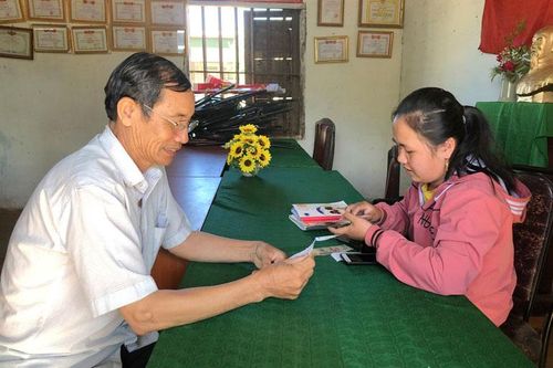 Xây dựng xã hội không tiền mặt: Giải pháp từ thay đổi thói quen