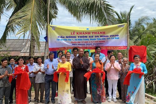Chùa Long Bửu khánh thành cầu nông thôn số 34