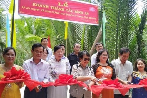 Quỹ Tương trợ Việt Nam khánh thành cầu nông thôn
