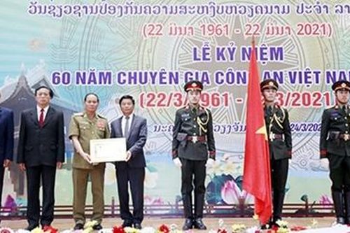 Tiếp tục vun đắp cho mối quan hệ hữu nghị đặc biệt Việt - Lào