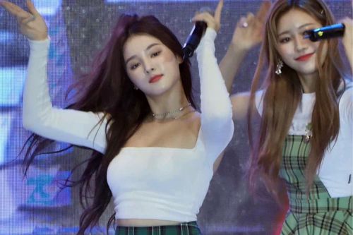 Nạn quấy rối tình dục cắm rễ hàng chục năm ở showbiz Hàn như thế nào?