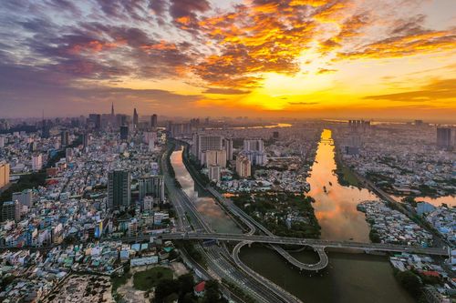 TP.HCM nên phát triển đô thị mới trong bán kính 10 km