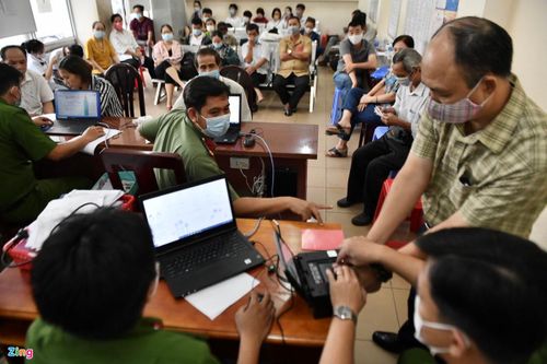 Kê khai hồ sơ, đặt lịch cấp căn cước công dân gắn chip qua Zalo