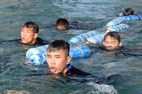 Rèn bản lĩnh, luyện tinh thần ở Lữ đoàn Đặc công nước 5