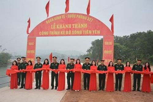 Đoàn công tác Bộ Quốc phòng thăm, làm việc tại Đoàn Kinh tế-Quốc phòng 327 (Quân khu 3)