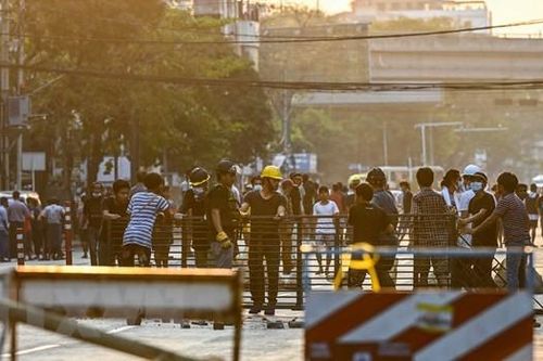 Myanmar trả tự do cho hơn 600 người biểu tình bị bắt giữ