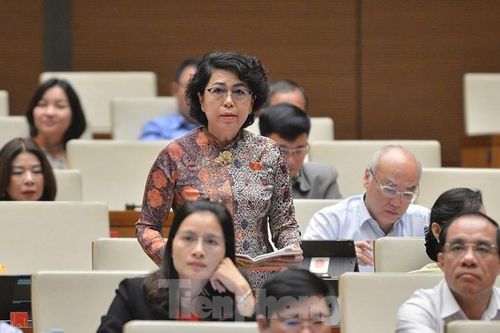 'Quốc hội thể hiện tinh thần tiết kiệm, tiệc tùng, giao lưu giảm hẳn'