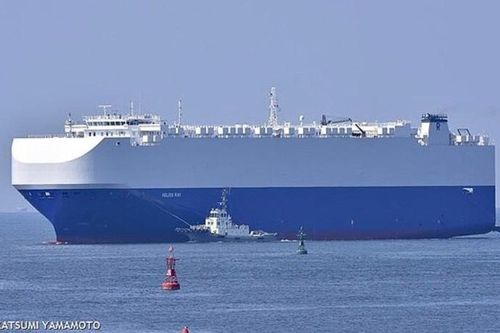 Tàu Israel bị trúng tên lửa Iran