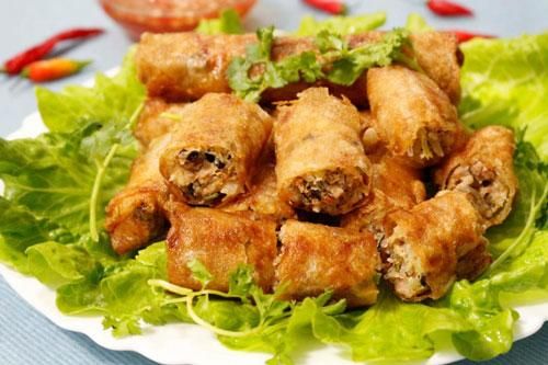 Muốn nem rán vàng ruộm để lâu không ỉu, hãy phết lên vỏ bánh nguyên liệu 'vàng mười' này