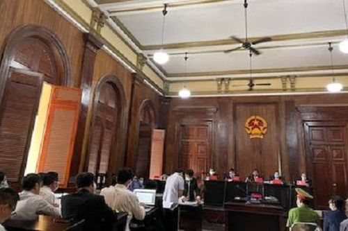 HĐXX họp để đánh giá tài liệu vụ đại gia Dương Thị Bạch Diệp