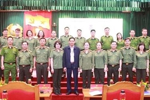 Nâng cao nghiệp vụ cho cán bộ công đoàn cơ sở