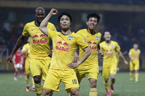 Vòng 5 LS V.League 1-2021: Ấn tượng Kiatisak