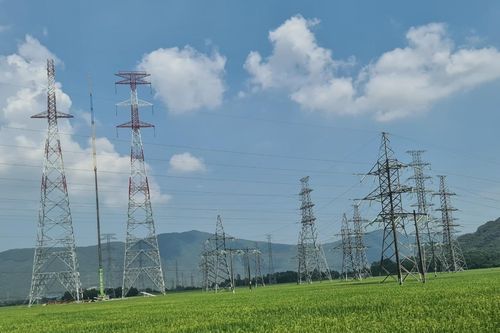 Đóng điện giai đoạn 1 đường dây 500 kV đấu nối NMĐ Nghi Sơn 2