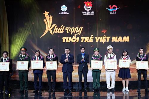'Lá chắn thép' gần gũi nhân dân