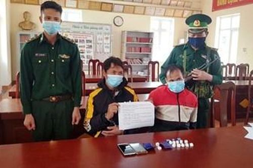 Bắt hai đối tượng vượt biên mua ma túy về bán lẻ và sử dụng