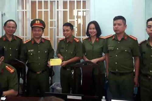 Tuyên dương CAQ Thanh Khê đạt mốc cấp căn cước công dân lên 1.450 hồ sơ/ngày