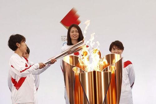 Bắt đầu lễ rước đuốc Olympic Tokyo 2020