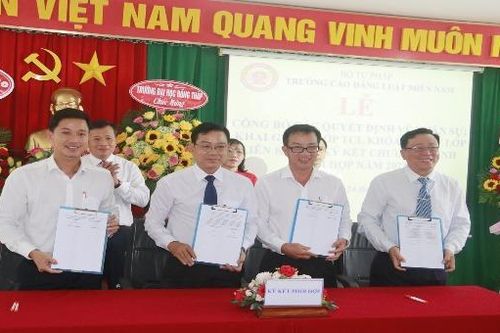 Trường Cao đẳng Luật miền Nam: Đẩy mạnh phối hợp, tạo cơ hội việc làm cho học sinh