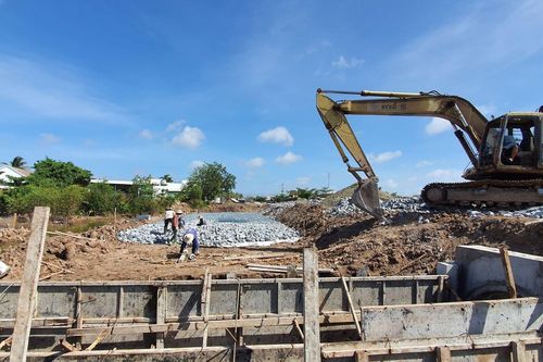 Doanh nghiệp giao thông 'lao đao' vì giá vật liệu 'phi mã'