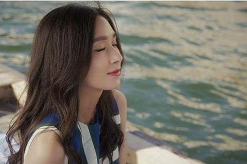 4 vật bất ly thân của người phụ nữ có khí chất ngút trời