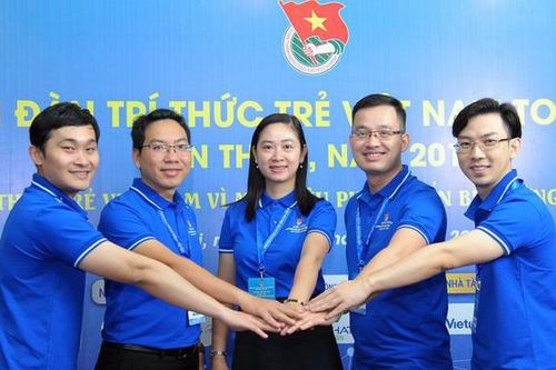 'Cán bộ Đoàn cần tạo dựng cho đoàn viên một lý tưởng sống'